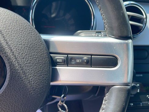 Used 2006 Ford Mustang GT Premium RWD image 16