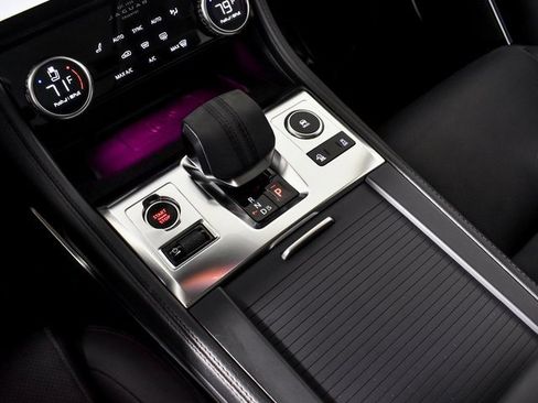 Used 2022 Jaguar F-PACE S image 25