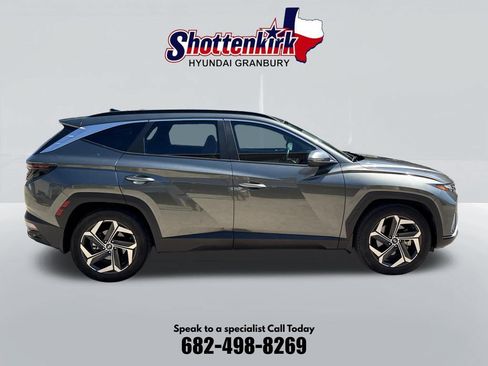 Used 2023 Hyundai Tucson SEL w/ Convenience Package FWD image 5