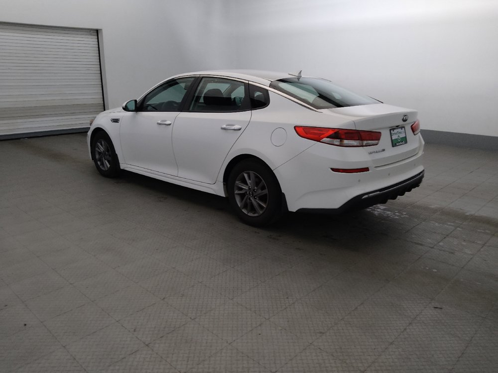 Used 2020 Kia Optima LX FWD image 3