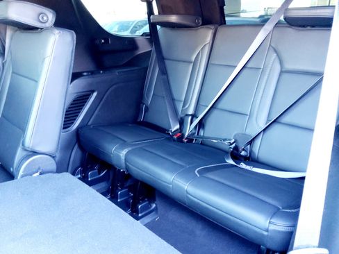 Used 2021 GMC Yukon Denali w/ Denali Ultimate Package image 15