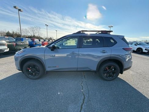 New 2026 Nissan Rogue SV image 7