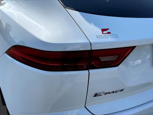 Used 2019 Jaguar E-PACE SE AWD/4WD image 18