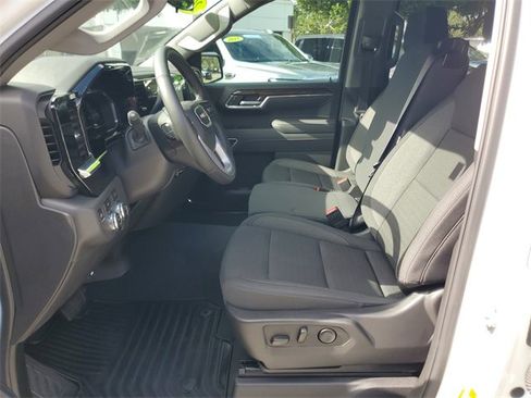 Certified 2025 GMC Sierra 1500 Elevation image 15