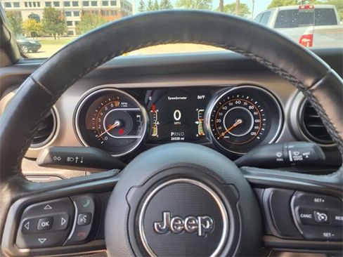 Used 2021 Jeep Gladiator Sport image 21