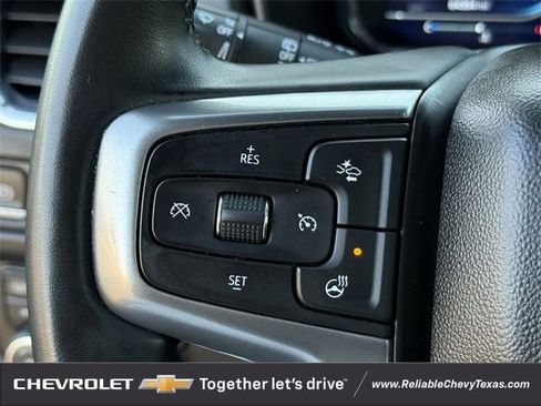 Used 2023 Chevrolet Suburban Premier image 15