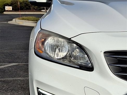 Used 2016 Volvo S60 T5 Premier w/ Protection Package image 9