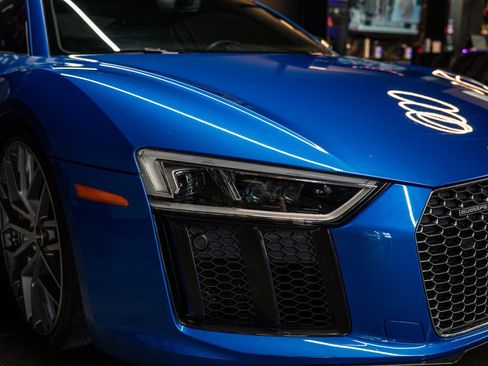 Used 2017 Audi R8 V10 plus AWD/4WD image 8