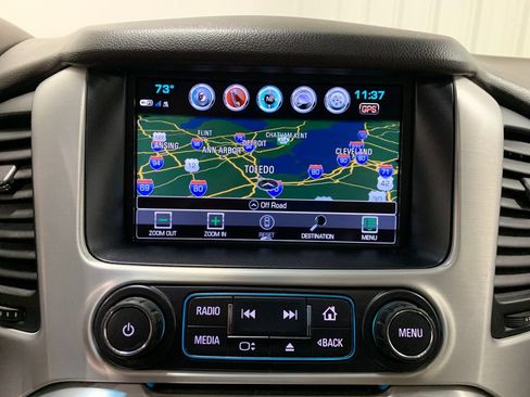 Used 2020 GMC Yukon XL SLT w/ Open Road Package AWD/4WD image 9