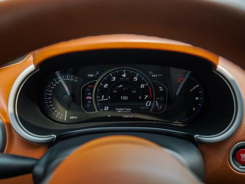 Used 2013 SRT Viper GTS w/ GTS Laguna Interior Pkg RWD image 35