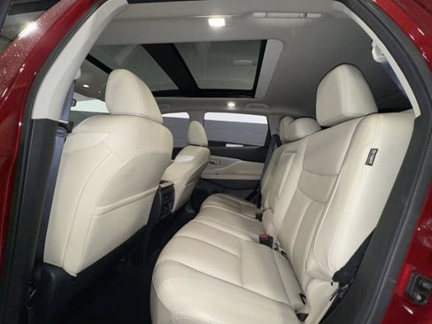 Used 2024 Nissan Murano SL image 11
