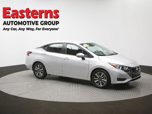 Used 2023 Nissan Versa SV FWD image 48
