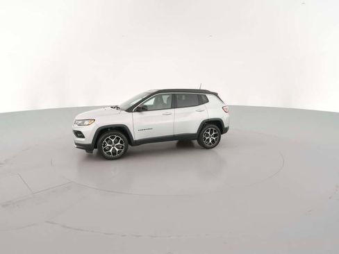 New 2026 Jeep Compass Limited image 5