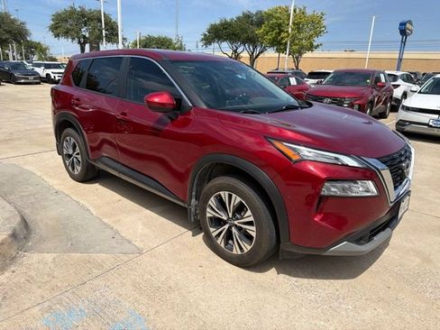 Used 2023 Nissan Rogue SV FWD image 3