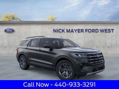 New 2026 Ford Explorer Active w/ Active Comfort Package AWD/4WD image 8