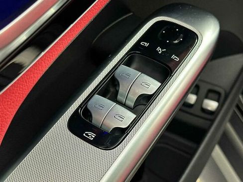 Certified 2025 Mercedes-Benz GLC 350e 4MATIC image 12