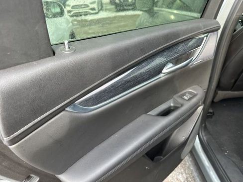 Certified 2023 Cadillac XT5 Premium Luxury image 6