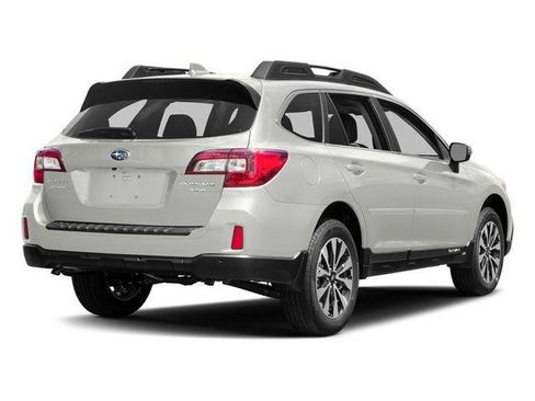 Used 2017 Subaru Outback 3.6R Limited AWD/4WD image 10