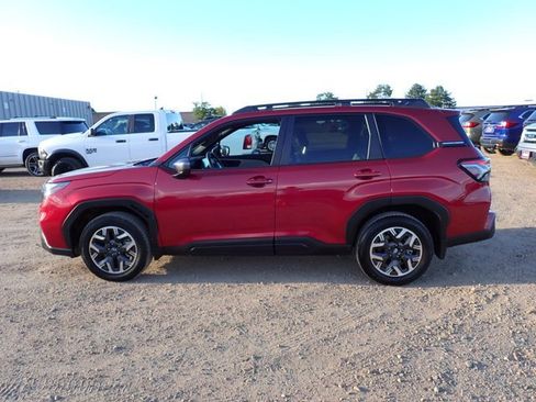 Used 2026 Subaru Forester Premium w/ Base/Premium Package AWD/4WD image 2