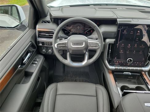 New 2026 GMC Yukon XL Denali w/ Sun & Power Step Package image 11