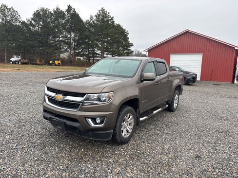 Used 2016 Chevrolet Colorado LT w/ LT Convenience Package image 8