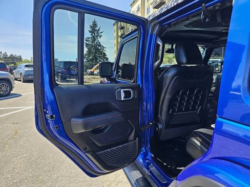 Used 2020 Jeep Wrangler Unlimited Rubicon AWD/4WD image 16