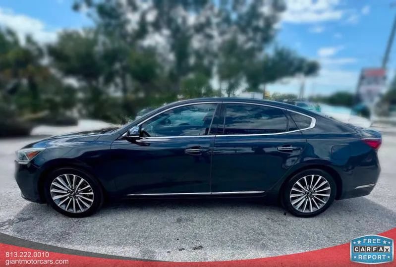 Used 2017 Kia Cadenza Premium FWD image 7