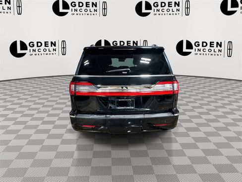 Used 2018 Lincoln Navigator Premiere image 7