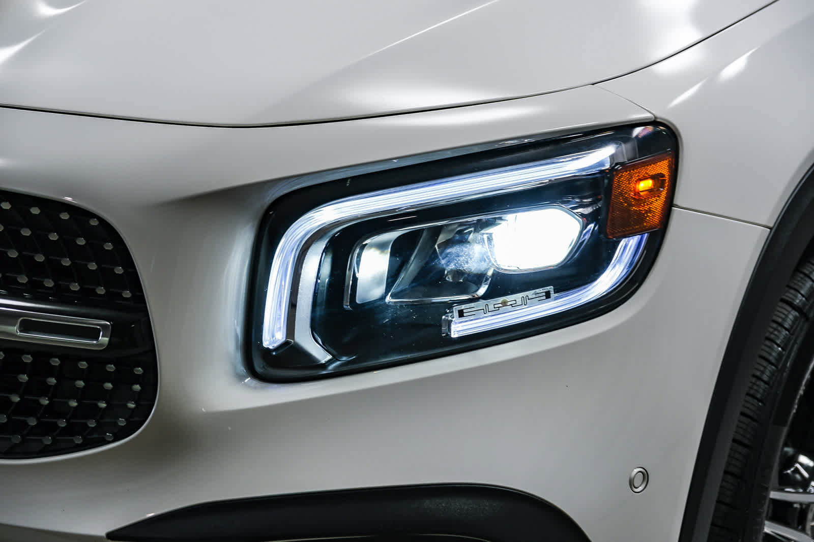 Used 2023 Mercedes-Benz GLB 250 image 12