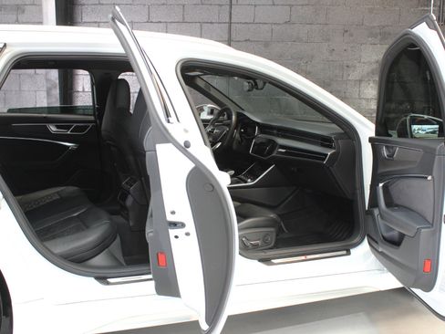 Used 2023 Audi RS 6 image 36