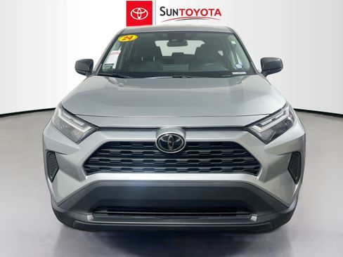 Used 2024 Toyota RAV4 LE FWD image 10