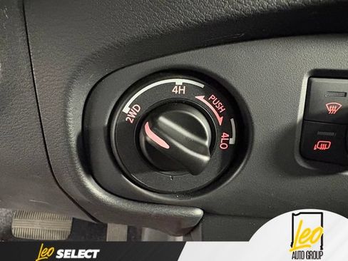 Used 2024 Nissan Frontier PRO-4X w/ Pro Convenience Package AWD/4WD image 22