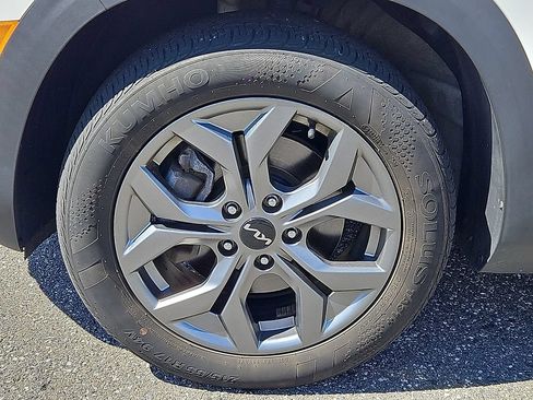 Certified 2024 Kia Seltos S AWD/4WD image 8