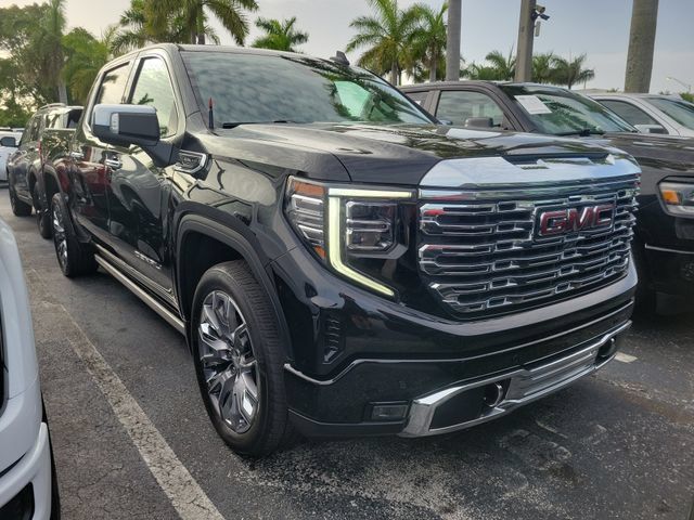 Used 2023 GMC Sierra 1500 Denali w/ Denali Reserve Package RWD image 2