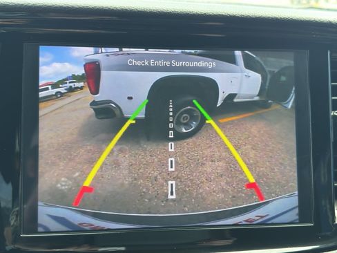 Used 2025 Dodge Durango GT AWD/4WD image 35