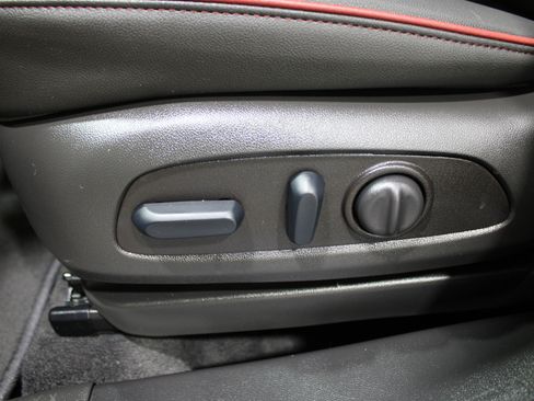 Used 2026 Chevrolet TrailBlazer RS image 4