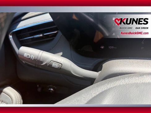 Used 2025 Buick Encore GX Preferred AWD/4WD image 20