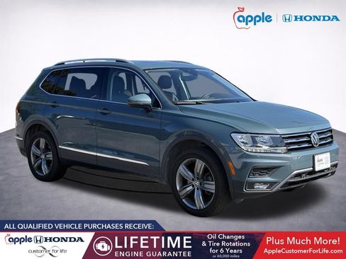 Used 2020 Volkswagen Tiguan SEL AWD/4WD image 1