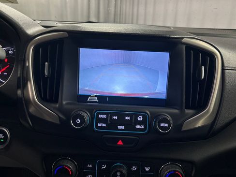 Used 2018 GMC Terrain Denali w/ Comfort Package image 16