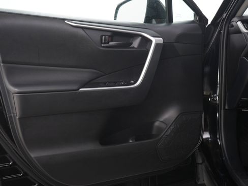 Used 2023 Toyota RAV4 LE FWD image 19