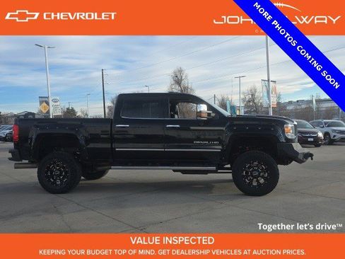 Used 2019 GMC Sierra 3500 Denali w/ Duramax Plus Package image 4