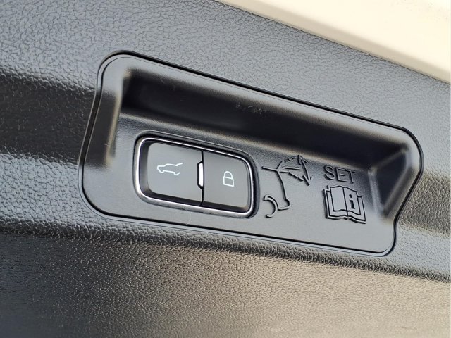 Used 2021 Ford Explorer ST w/ Equipment Group 401A AWD/4WD image 30