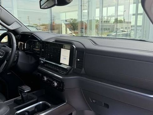 Used 2026 GMC Sierra 1500 SLT w/ SLT Convenience Package AWD/4WD image 51
