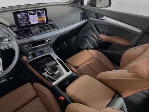 Certified 2025 Audi Q5 2.0T Premium Plus w/ Premium Plus Package image 22