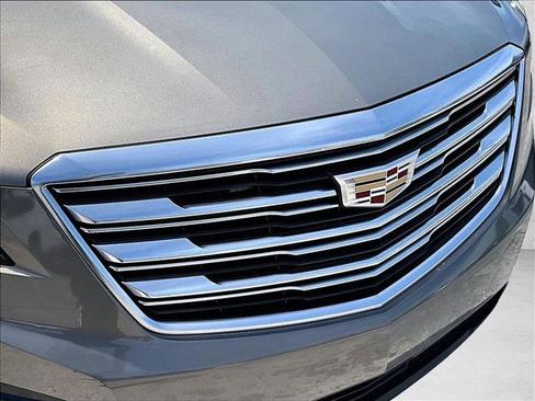 Used 2018 Cadillac XT5 FWD w/ LPO, Wheel Lock Package image 29