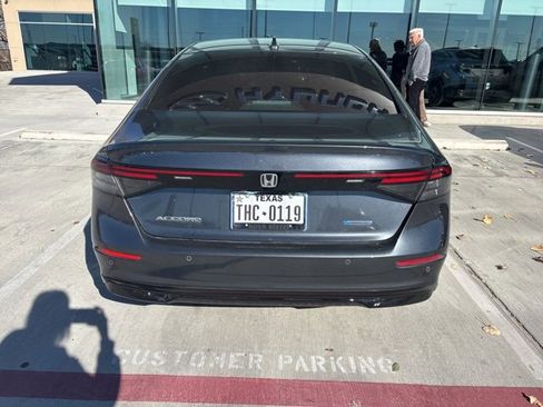 Used 2023 Honda Accord EX-L image 8