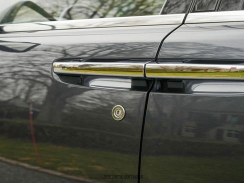 Used 2011 Rolls-Royce Ghost RWD image 77