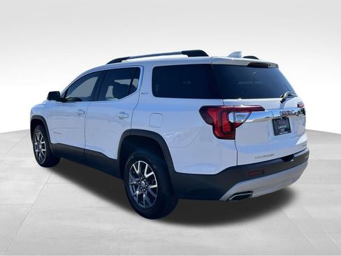 Used 2023 GMC Acadia SLT image 3