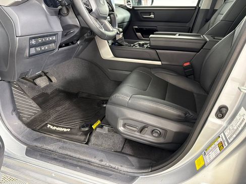 Used 2023 Toyota Tundra Limited image 9