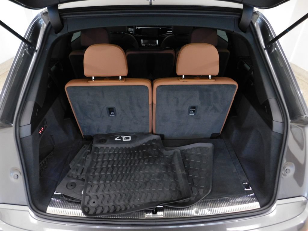 Used 2021 Audi Q7 3.0T Premium Plus w/ Premium Plus Package AWD/4WD image 77